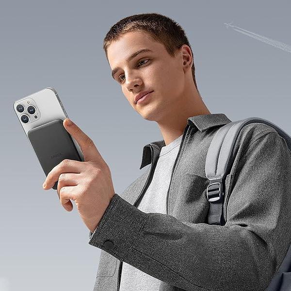 Advance - Portable And Magnetic Power Bank